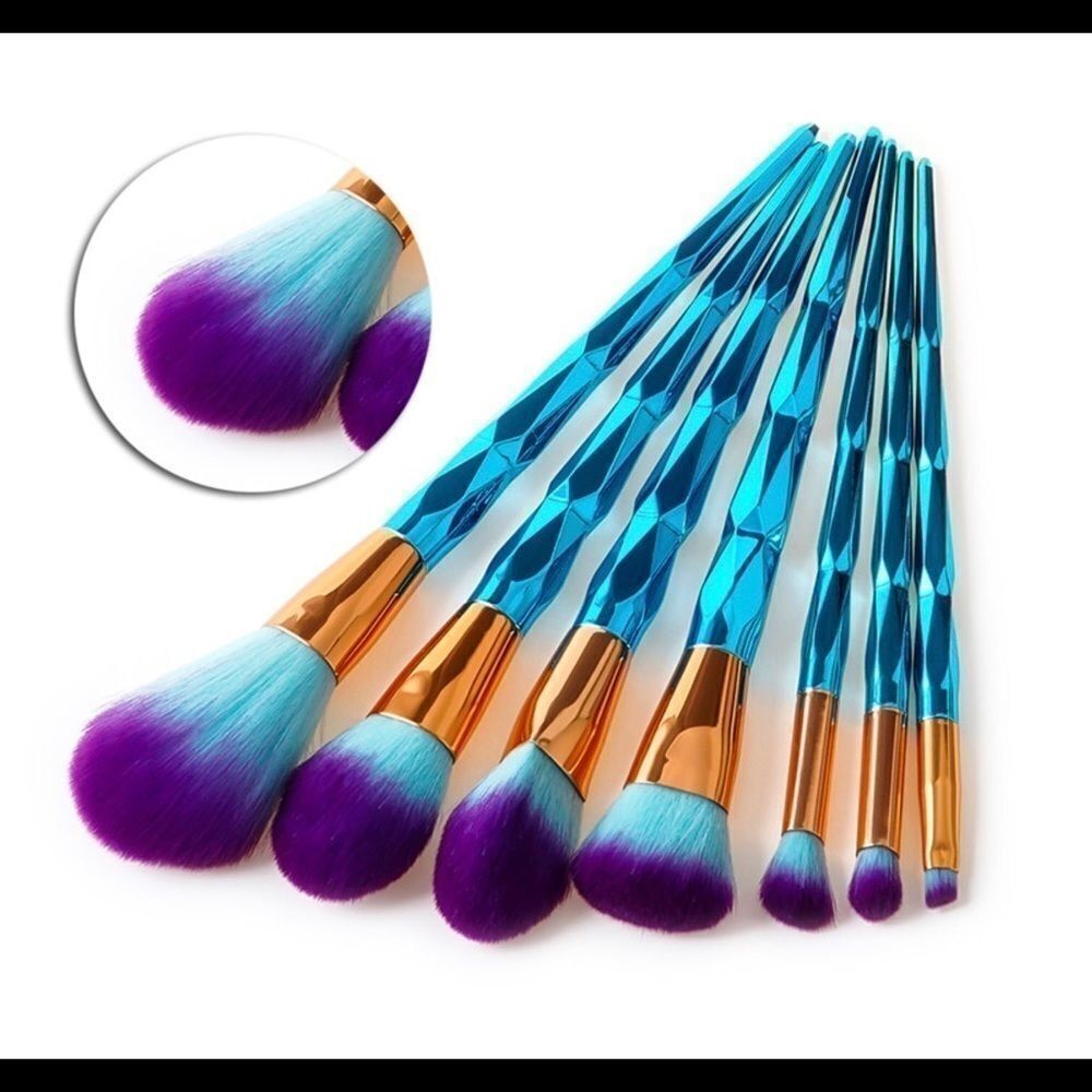 ‎🌺🌺HOST PICK🌺🌺 COSMETIC 7 PC BRUSH SET